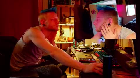 Snapshot of nordicenergy chatting on March 8, 10:57 pm NordicEnergy online show from March 8, 10:57 pm