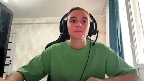 Snapshot of norinefrymyer chatting on March 6, 8:44 am Elena online show from March 6, 8:44 am