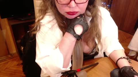 miss Tress online show from February 13, 5:48 am