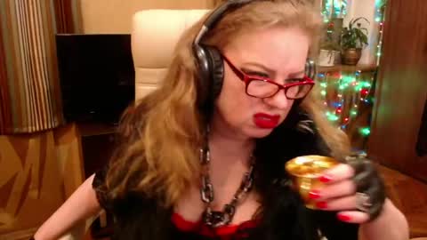 Snapshot of norma_gin chatting on May 3, 8:59 pm miss Tress online show from May 3, 8:59 pm