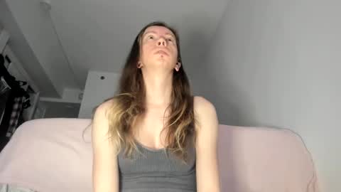 Snapshot of nortar9766 chatting on February 3, 1:30 am Emily snow online show from February 3, 1:30 am