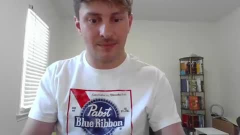 Snapshot of northofsouth_xxx chatting on May 15, 2:02 pm northofsouth_xxx online show from May 15, 2:02 pm