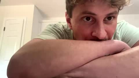 Snapshot of northofsouth_xxx chatting on May 27, 6:49 pm northofsouth_xxx online show from May 27, 6:49 pm