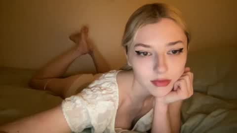 noscandal online show from February 26, 11:59 pm