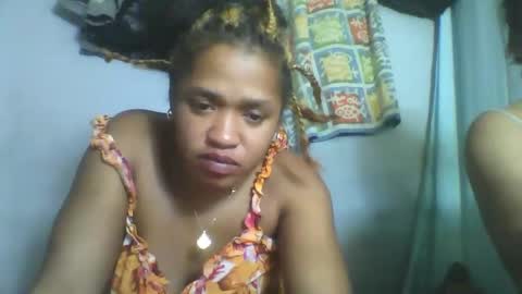 nosminah01 online show from September 14, 8:19 pm