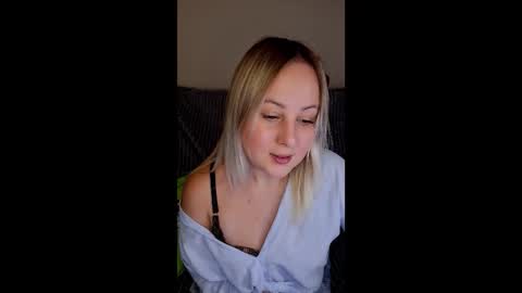 hi glad to chat online show from September 27, 5:56 am