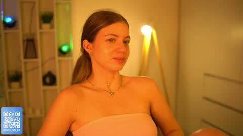 Sofia but I like when call me Sonya or Sophie online show from September 12, 7:03 pm