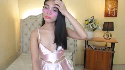 Snapshot of notaestheticallykyline chatting on December 6, 6:59 am Kyline online show from December 6, 6:59 am