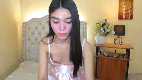Snapshot of notaestheticallykyline chatting on December 8, 6:11 am Kyline online show from December 8, 6:11 am