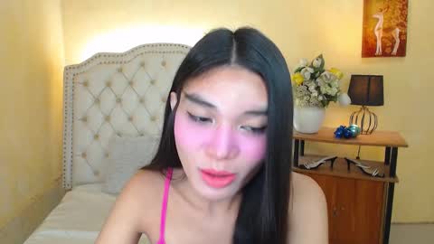 Snapshot of notaestheticallykyline chatting on December 18, 6:21 am Kyline online show from December 18, 6:21 am