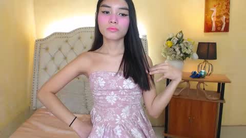 Snapshot of notaestheticallykyline chatting on December 22, 3:33 am Kyline online show from December 22, 3:33 am