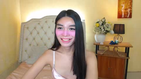 Snapshot of notaestheticallykyline chatting on December 22, 7:11 am Kyline online show from December 22, 7:11 am