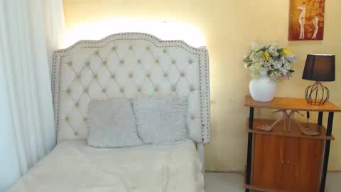 Snapshot of notaestheticallykyline chatting on January 9, 5:44 am Kyline online show from January 9, 5:44 am