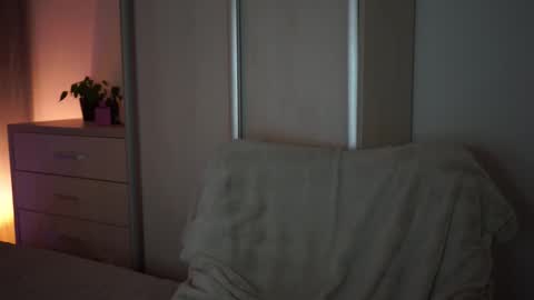 Tina online show from March 22, 7:17 pm