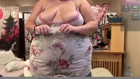 NotUrBabyMoms online show from September 24, 1:36 pm
