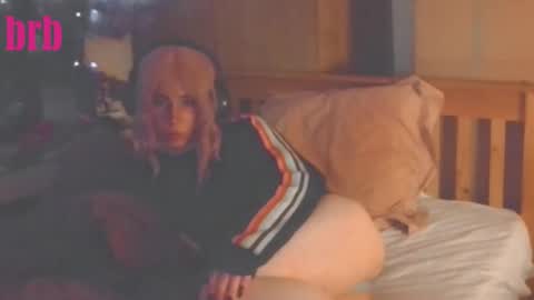 Snapshot of notyourfemboi chatting on October 16, 1:06 am Lucy online show from October 16, 1:06 am