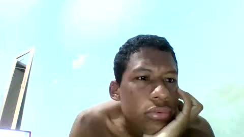 Snapshot of nov105026 chatting on December 16, 6:07 am nov105026 online show from December 16, 6:07 am