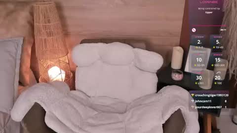 nova_grey__ online show from July 28, 4:39 pm