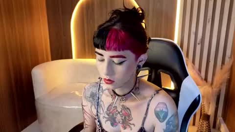 Live 1500am 2100pm online show from December 5, 8:12 am