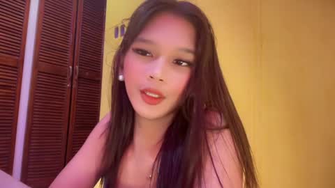 Snapshot of nova_licious chatting on June 2, 2:19 pm nova_licious online show from June 2, 2:19 pm