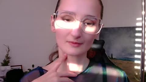 nova_mystic online show from March 6, 2:18 pm