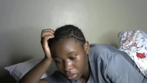 novaah online show from November 23, 10:31 pm