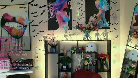 Nova Harper online show from October 1, 9:10 pm