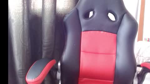 novaperotti online show from October 5, 9:02 pm