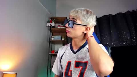 Nova online show from December 20, 6:48 pm