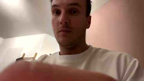 Yannick online show from October 18, 2:14 am