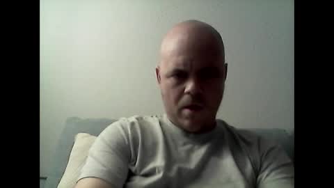 Snapshot of nrekillag81 chatting on February 17, 10:03 pm Swiss Dick online show from February 17, 10:03 pm