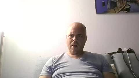 Snapshot of nrekillag81 chatting on April 14, 9:43 pm Swiss Dick online show from April 14, 9:43 pm