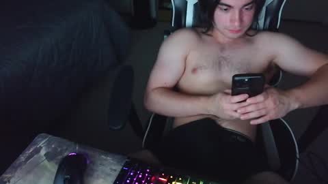 Snapshot of nsfwlogan50 chatting on April 25, 4:37 am nsfwlogan50 online show from April 25, 4:37 am