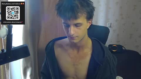Snapshot of nuar_x chatting on April 11, 12:09 pm Nuar X online show from April 11, 12:09 pm
