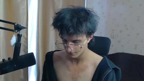 Snapshot of nuar_x chatting on May 17, 2:13 pm Nuar X online show from May 17, 2:13 pm