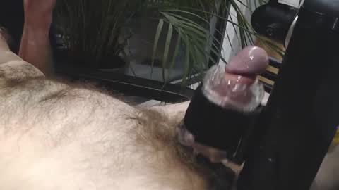 nuche99 online show from January 8, 5:04 pm