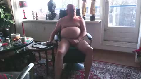 Snapshot of nudejohn chatting on January 6, 12:42 pm Nudejohn online show from January 6, 12:42 pm