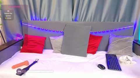 Snapshot of nudetension chatting on February 26, 4:17 pm Maks online show from February 26, 4:17 pm