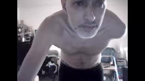 Snapshot of nudista79 chatting on April 3, 11:19 am nudista online show from April 3, 11:19 am