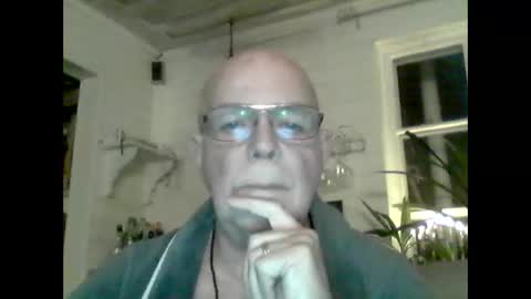 Snapshot of nudistjavist chatting on December 2, 2:52 pm Haky online show from December 2, 2:52 pm