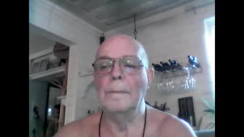 Snapshot of nudistjavist chatting on December 16, 10:40 am Haky online show from December 16, 10:40 am