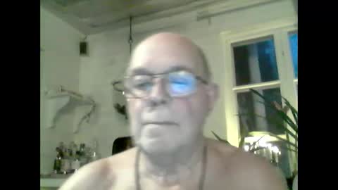 Snapshot of nudistjavist chatting on December 30, 2:51 pm Haky online show from December 30, 2:51 pm
