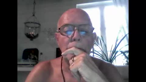 Snapshot of nudistjavist chatting on March 7, 4:00 pm Haky online show from March 7, 4:00 pm