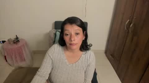nuit_rose online show from July 24, 2:09 am