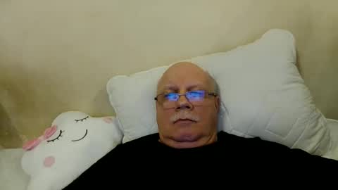 nukiss online show from December 21, 6:02 pm