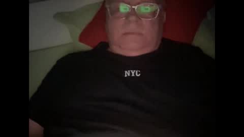 nukiss online show from September 25, 1:59 pm