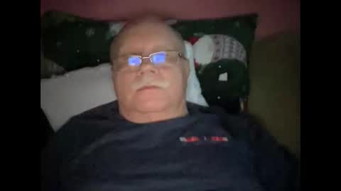 nukiss online show from November 3, 2:07 pm