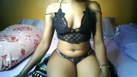 Snapshot of nukshypipi chatting on May 26, 8:21 am nukshypipi online show from May 26, 8:21 am