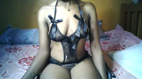 Snapshot of nukshypipi chatting on June 4, 1:11 am nukshypipi online show from June 4, 1:11 am