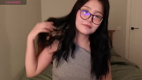 Erica online show from May 20, 2:40 am